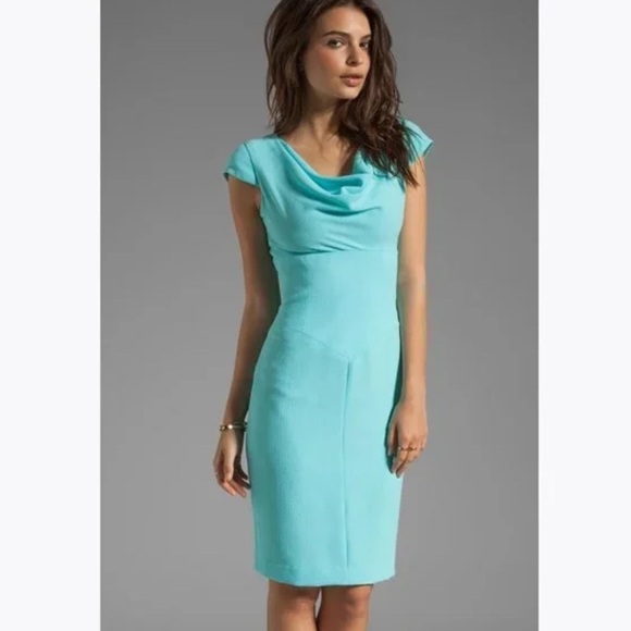 BLACK HALO Aqua Gretchen Pebble Crepe Cap Sleeve Drape cow Neck Midi Dress 10 - Picture 1 of 12